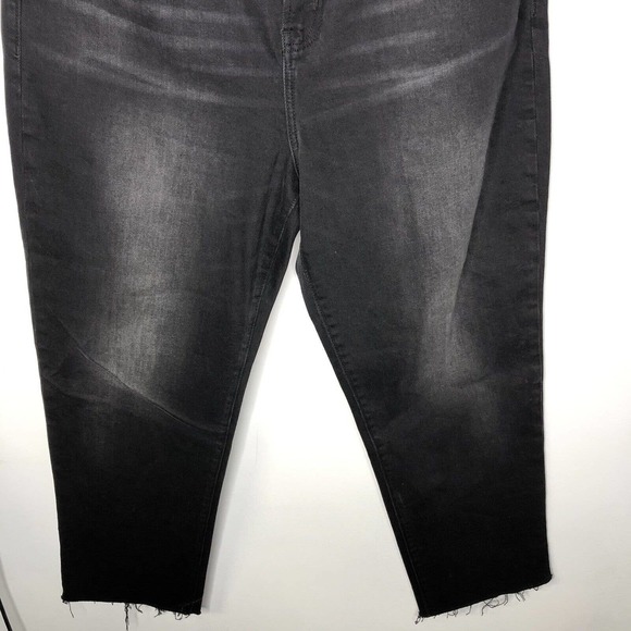 Old Navy High Waisted Ryan Boyfriend Jeans Size 16 Raw Hem Black - Picture 5 of 8